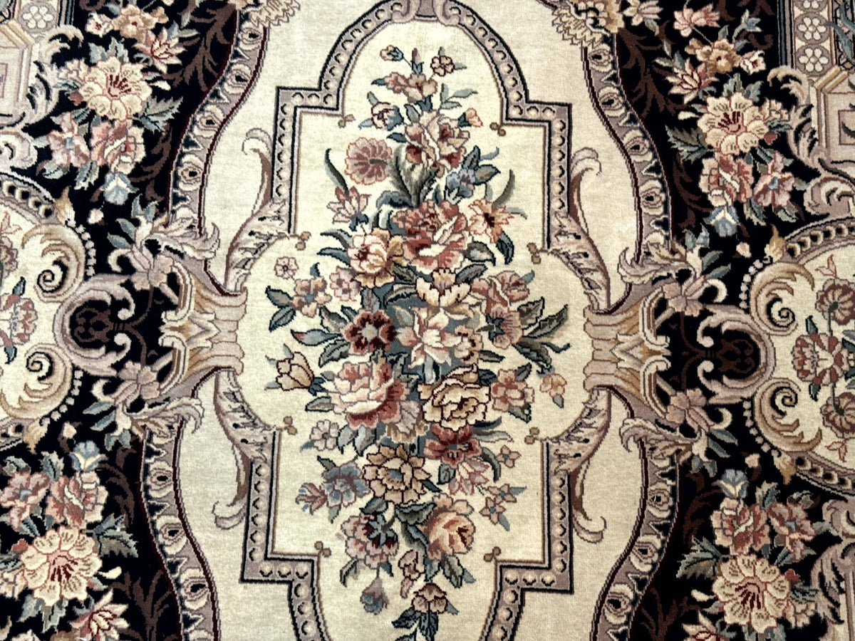 Aubusson Rug 6x9, European Design, Fine 170 KPSI, Elegant Carpet