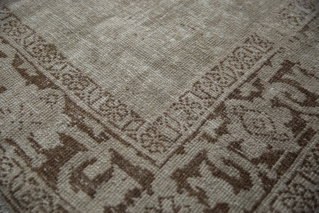 8.5x11.5 Vintage Distressed Oushak Carpet