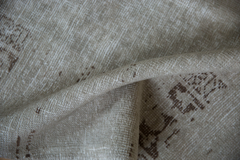 8.5x11.5 Vintage Distressed Oushak Carpet